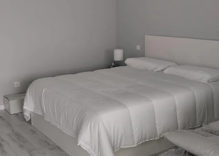 Apt. 'a Bicuda' By The Cliff Coast *